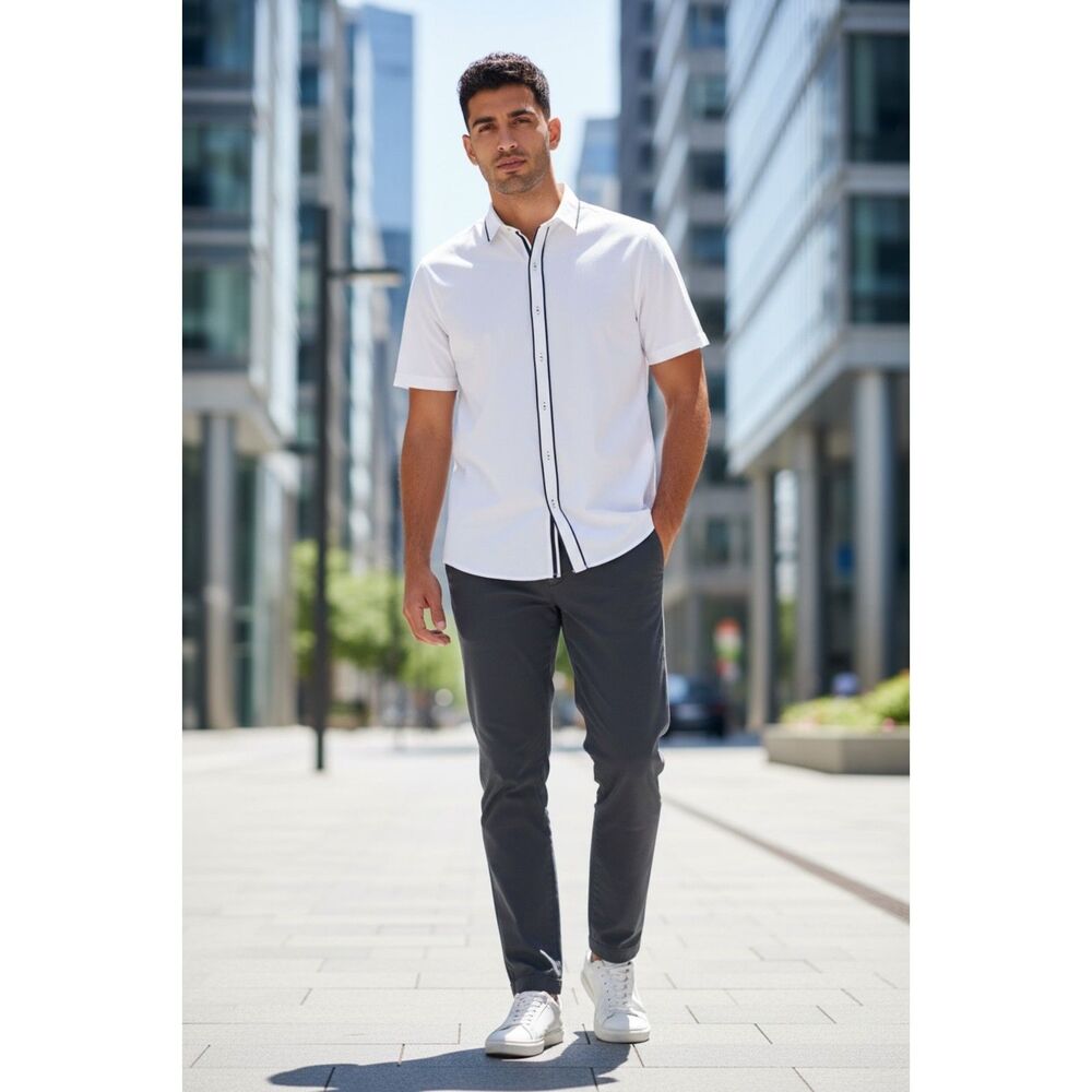 Perry Ellis Men's L/G Short Sleeve Button-Down Dress Shirt - White